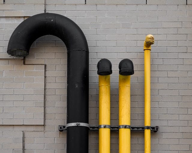 Blue and yellow pipes