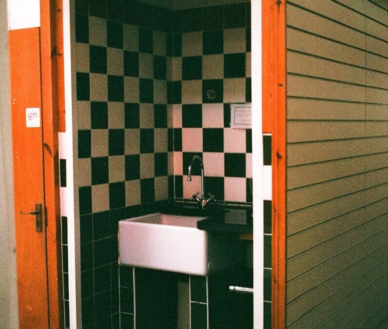 Unleashing the Power of a Utility Sink: Benefits You Didn’t Know About