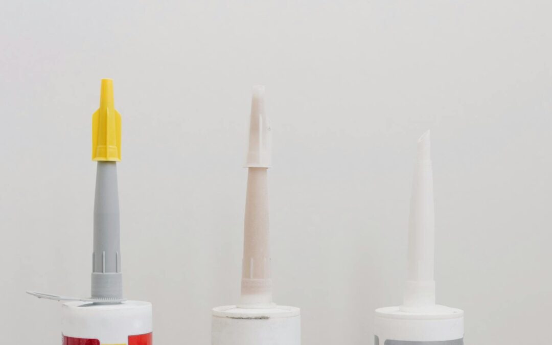 Plumbers Putty vs. Silicone Caulk – Best Uses Explained