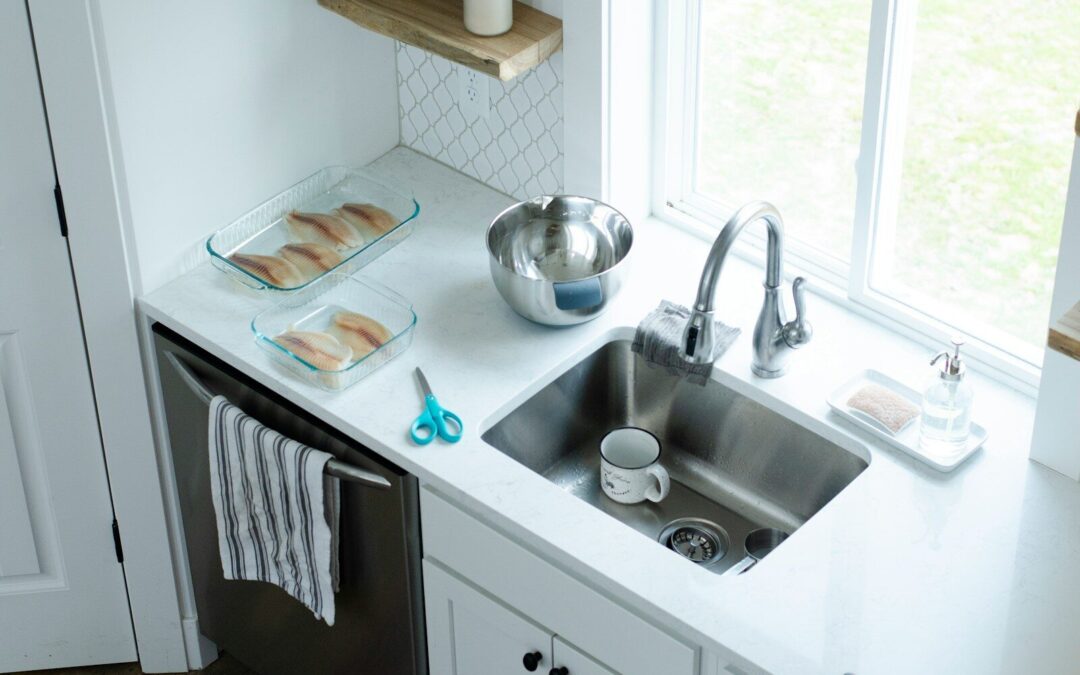 The Best Drain Cleaner for Kitchen Sink Clogs | 2025 Edition (and How to Choose the Right One)