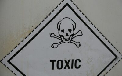 Should You Avoid Chemical Drain Cleaner at All Costs?