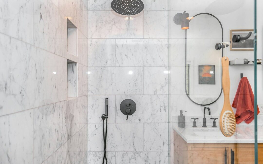 What is a Walk In Shower? Everything You Need To Know!