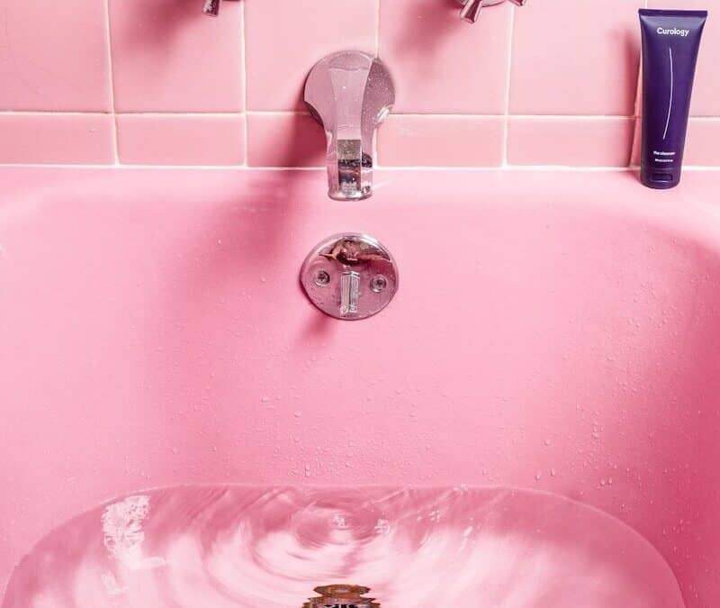 How to Unclog a Bathtub Drain: A Step-by-Step Guide for Homeowners